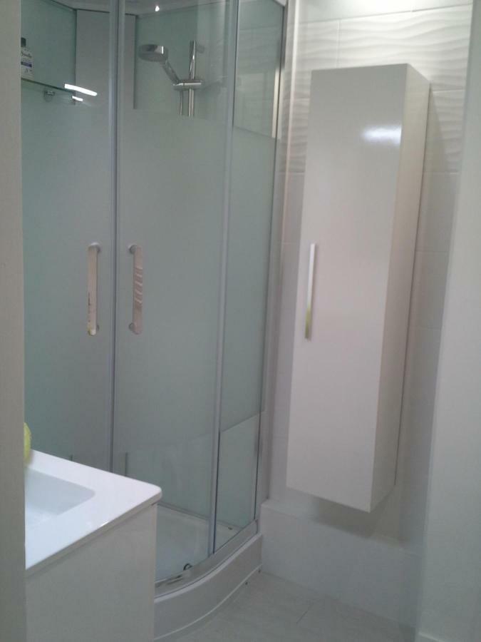 Residence Le Poisson D'Or เปโรส กีเรค ภายนอก รูปภาพ